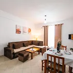 Apartament Eral *