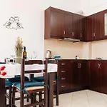 Eral Apartment *