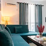 Eral Apartment *